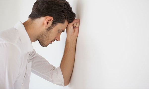 焦虑症的表现症状 如何判断焦虑症